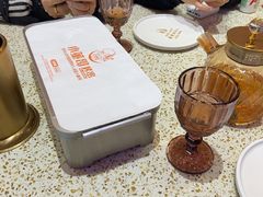 -小董哥烤串·爆汁大油边(故宫店)