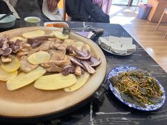 -宏宏无烟石板烧烤