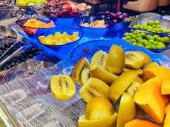 -荣誉国际酒店-云顶旋转餐厅