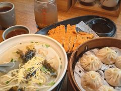 -馋三尺蟹粉小笼(人民广场店)