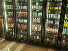 -浅深休闲酒店-停车场
