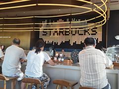 -星巴克臻选(上海虹桥新天地三店)