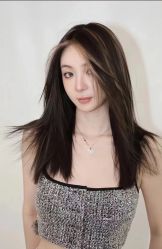 -PE SALON