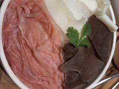 -巴奴毛肚火锅(龙湖锦艺城店)