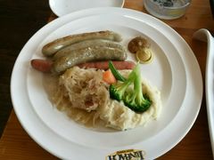 -LENBACH兰巴赫西餐啤酒坊(大连星海广场店)