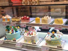 -万利隆·活力烘焙(人民路店)