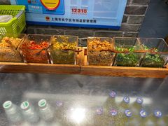 自助小料-呷佬·长沙手工米粉(金沙江路店)