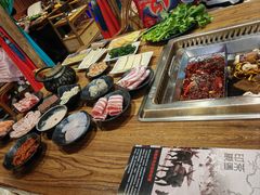-吴氏老牌坊云南鱼豆花火锅店(通江街店)