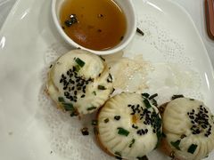 蟹粉生煎包-瑞福园联谊餐室(茂名南路店)