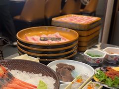 -牛YO寿喜烧·铁板烧和牛火锅自助(市府恒隆店)