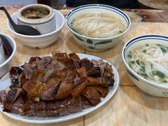 -香辉食馆(新兴路店)