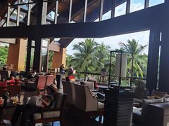 -三亚湾海居铂尔曼度假酒店