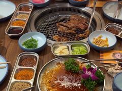 -明洞阿姨·韩式酱蟹烤肉·创意料理(三元桥店)