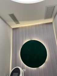 -PE SALON 