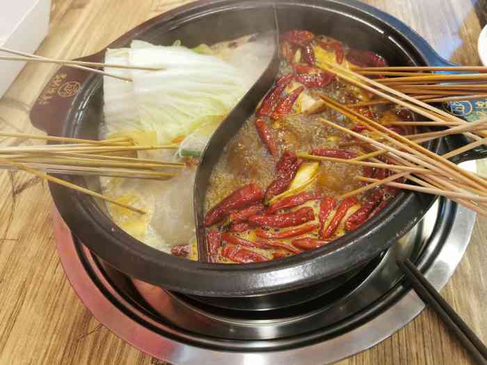 环境位于杜家坎集美广场地下一层刚好转到拐角就选择了他家刚好赶上我