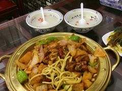 -牛一嘴·兰州牛肉面·大盘鸡(财富中心店)