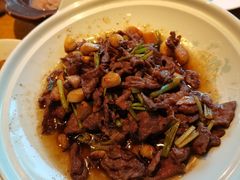 -爱碗亭·鲜炒湖南菜(壹城中心店)