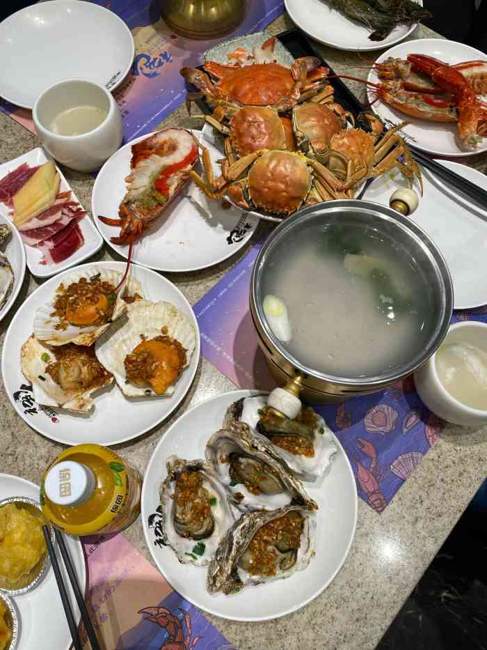 初色海鲜自助火锅(万丰路店)-"品种很多,海鲜堆成山,很新鲜,都是活的
