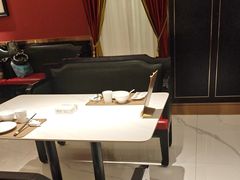-皇城根·鲁菜济南菜·吊炉烤鸭·炒鸡鱼头(济南旗舰店)