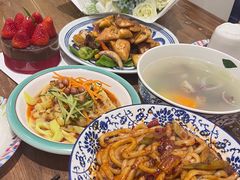 -清真·玛丽亚新疆菜主题餐厅(浙江中路店)