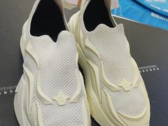 -爱革·奢品·鞋包·衣物·家居(博荟广场店)