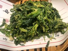 -泉畔人家·老济南经典鲁菜(大明湖店)