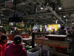 大堂-钢管厂歆瑞源油卤串串香(春熙路太古里店)