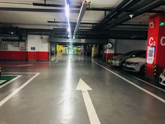 -鹏欣·水游城A区-停车场