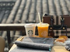 -星巴克臻选(成都宽窄巷子店)