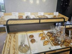 -潮一不贰·法式甜品·生日蛋糕·西式简餐(外滩店)