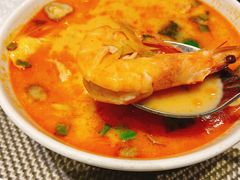 冬阴功汤配河粉-PHO東田越南粉(苏州中心店)