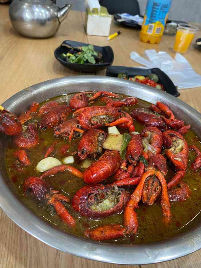 秋林龙虾(下关店)-"一家门头排队无数人的南京老牌虾店他家招.