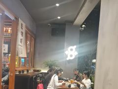 -8PINTS八品脱·日料·烧鸟·精酿小酒馆(莘庄店)