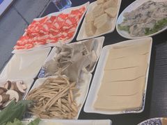 -楼外楼大刀肉传统火锅居(幸福街店)