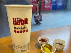 畅饮杯-The Habit Burger Grill 哈比特汉堡(世博店)