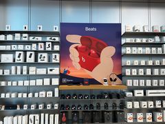 -Apple零售店(华贸购物中心店)