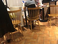 用餐区-肯德基(颛桥店)