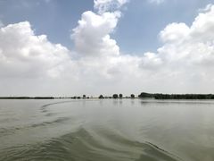 -亿利库布其七星湖沙漠生态旅游区