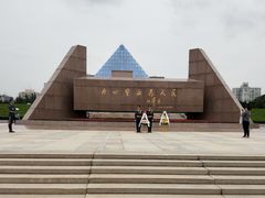 -上海市龙华烈士陵园