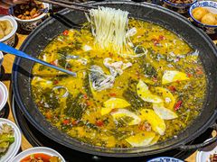 -吃城都·鱼蛙火锅(西玉龙街店)