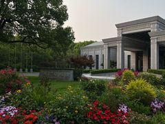 -西郊宾馆-地面停车场