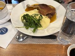油封鸭腿-LA MAISON公鸡和龙(蛇口店)