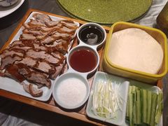 镇店烤鸭-精典一号民间菜