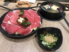 -呷哺呷哺(新世界百货望京店)