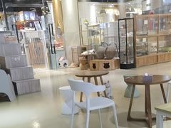 -藏猫猫咖啡主题馆(中央大道店)