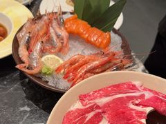 -牛YO寿喜烧·铁板烧和牛火锅自助(市府恒隆店)