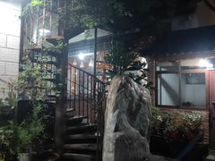 -四方小吃·白族庭院餐厅
