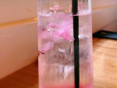 荔枝樱花气泡水-1981牛排西餐厅(海信店)
