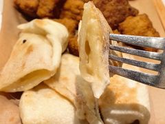 -必胜客(WOW中心城店)