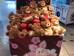 -名创优品(北京新中关购物中心地铁层店)